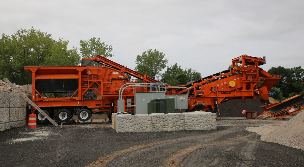 Eagle Crusher Portable Impactor Plant 1200 25 CC
